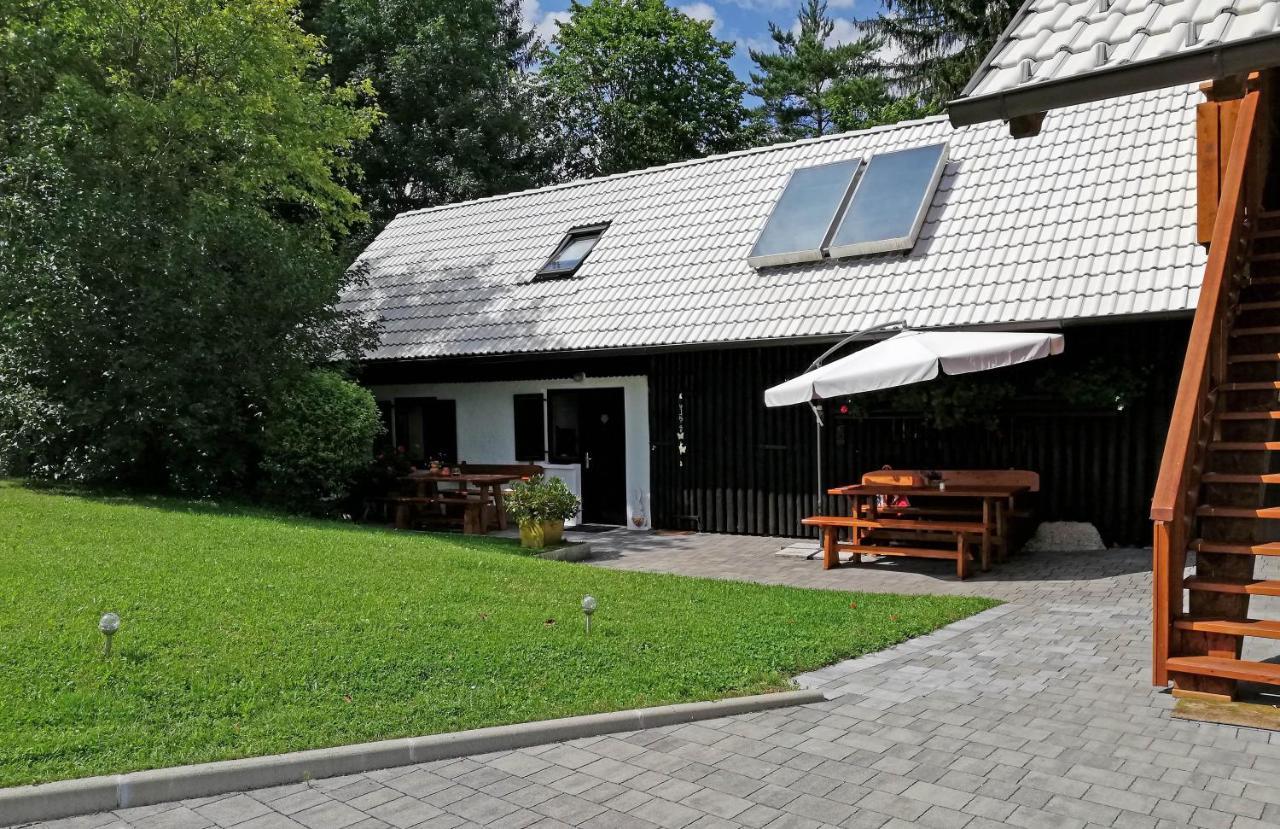 Pr'Cajhn Apartment Radovljica Luaran gambar
