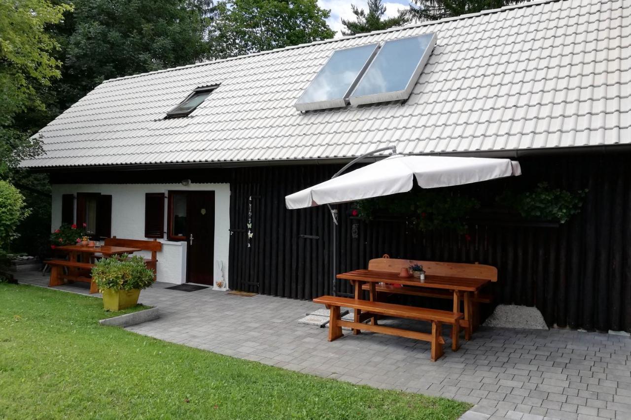 Pr'Cajhn Apartment Radovljica Luaran gambar